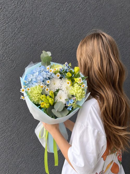 Букет #226 Гортензия, хризантема, альстромерия